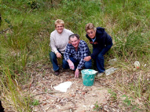 Faye, Rex & Alana Casting the Track 