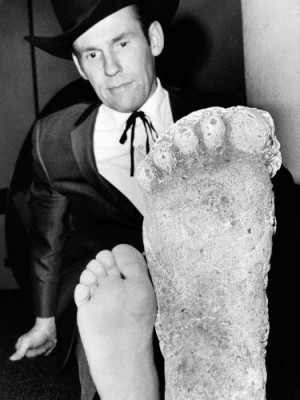 In 1967, Bigfoot hunter Roger Patterson compared his foot with a cast he made of a footprint. (Oregonian)